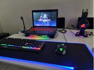 Gamingowy-laptop-lenovo