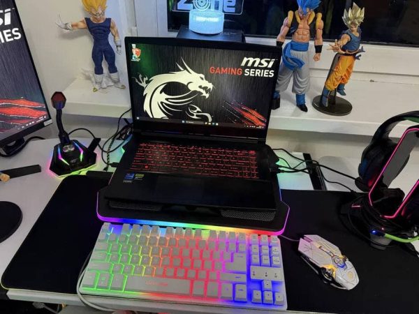 gamingowy laptop Msi i7 16 gb ssd m2 RTX 4050